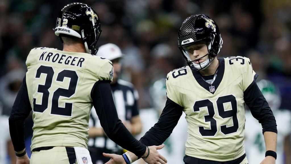 Smyth Scores 17 as Saints Secure Victory After New Contract