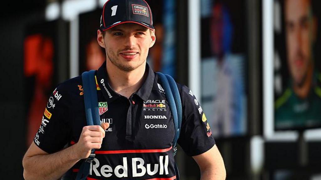 Verstappen ‘very relaxed’ about Red Bull future