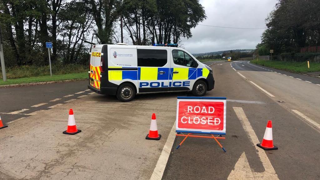 Driver dies in collision with lorry on A38 at Notter BBC News