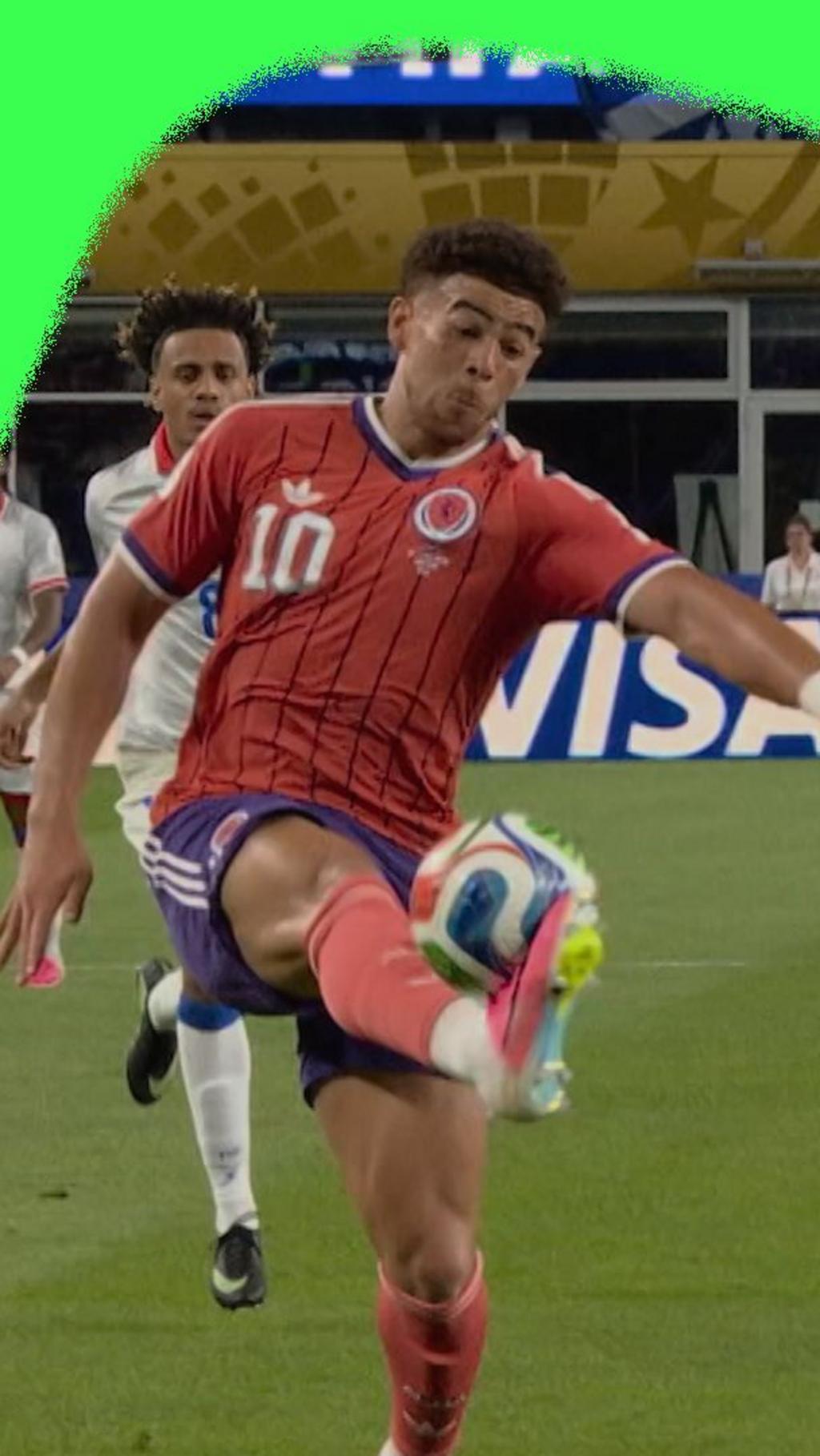 Every angle of Che Adams' touch