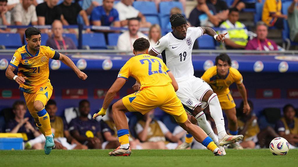 Noni Madueke in action for England 
