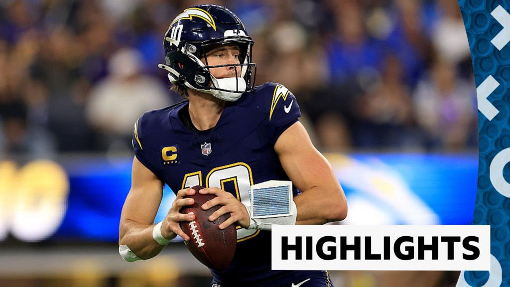Herbert leads Chargers to big win over Vikings