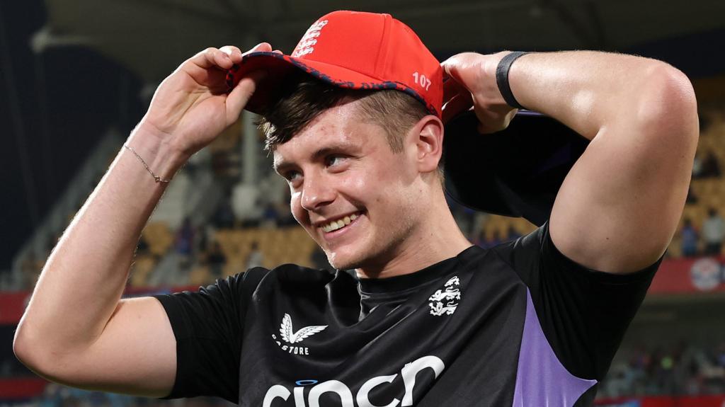 ‘A huge amount to offer’ – why have England promoted Smith?
