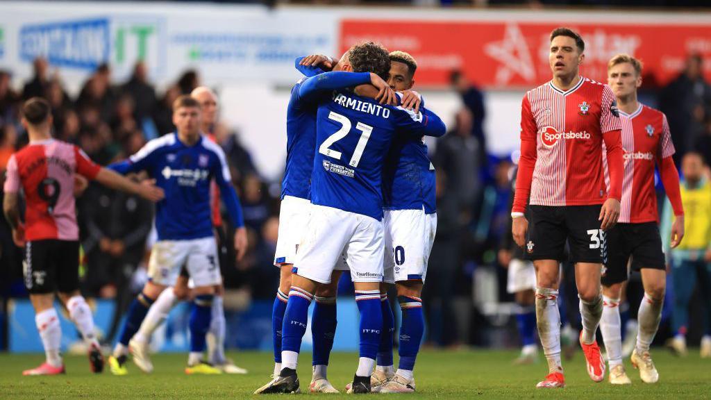 Ipswich Town celebrate scoring last against Southampton