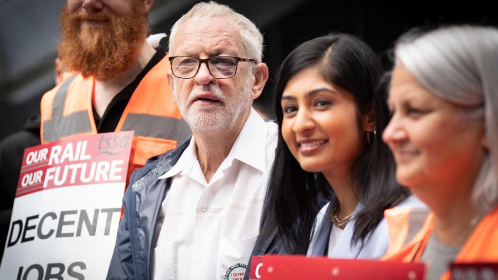 Corbyn äußert sich zu laufenden Diskussionen über eine neue politische Partei