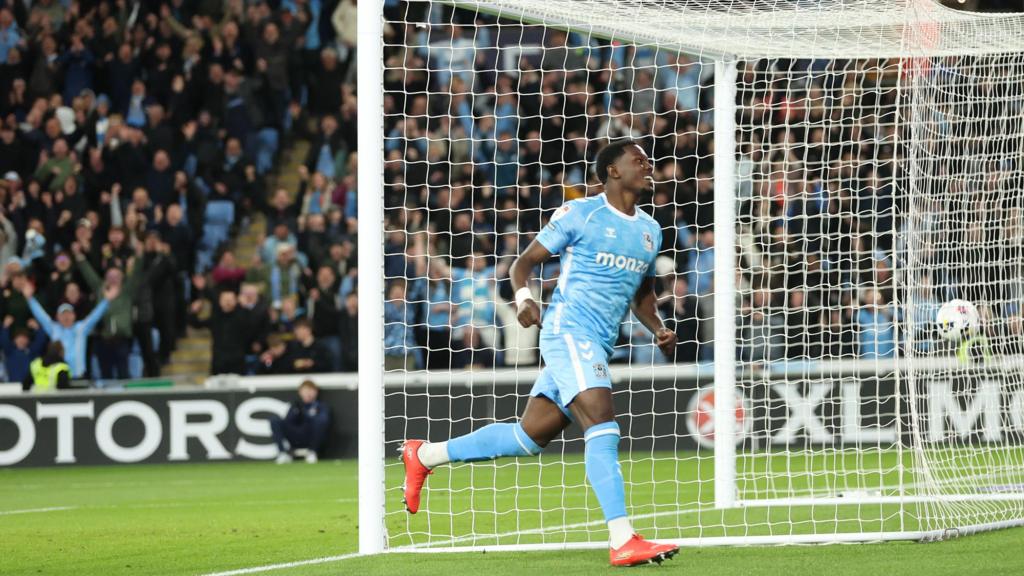 Ephron Mason-Clark scores into an empty net