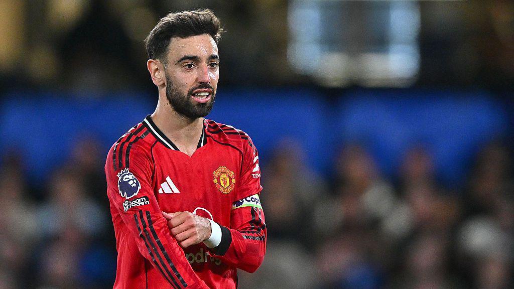 Bruno Fernandes in action for Manchester United