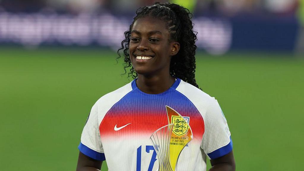Michelle Agyemang with her young player of the tournament award