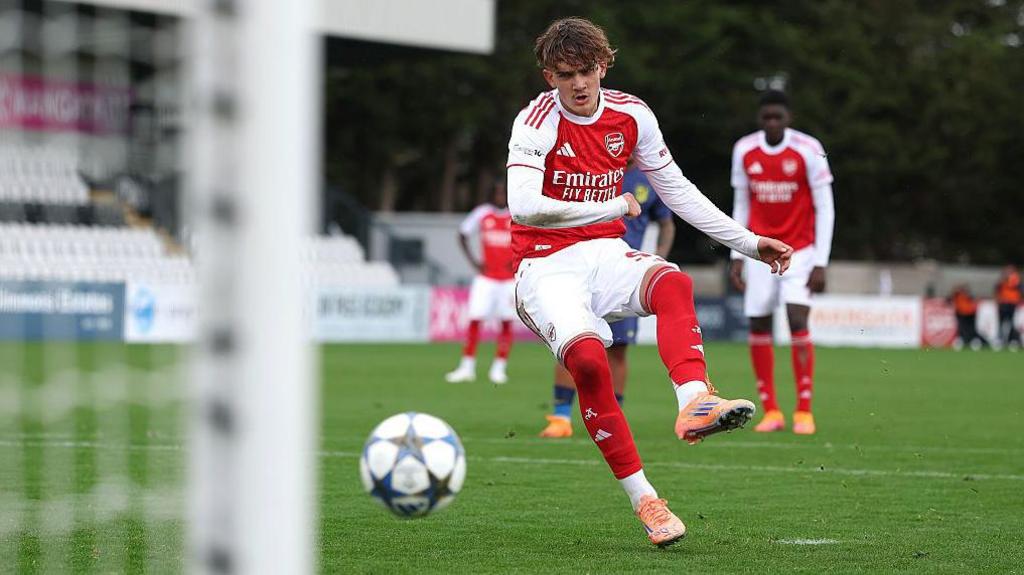 Max Dowman scores a penalty for Arsenal under-19s