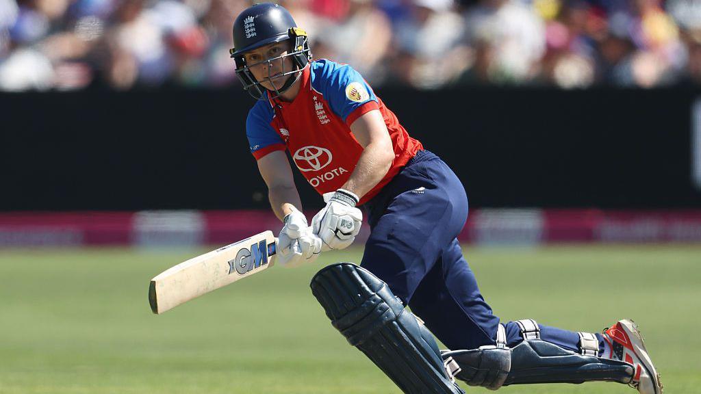 Amy Jones batting v India 