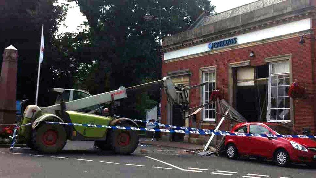 JCB machine used to steal cashpoint