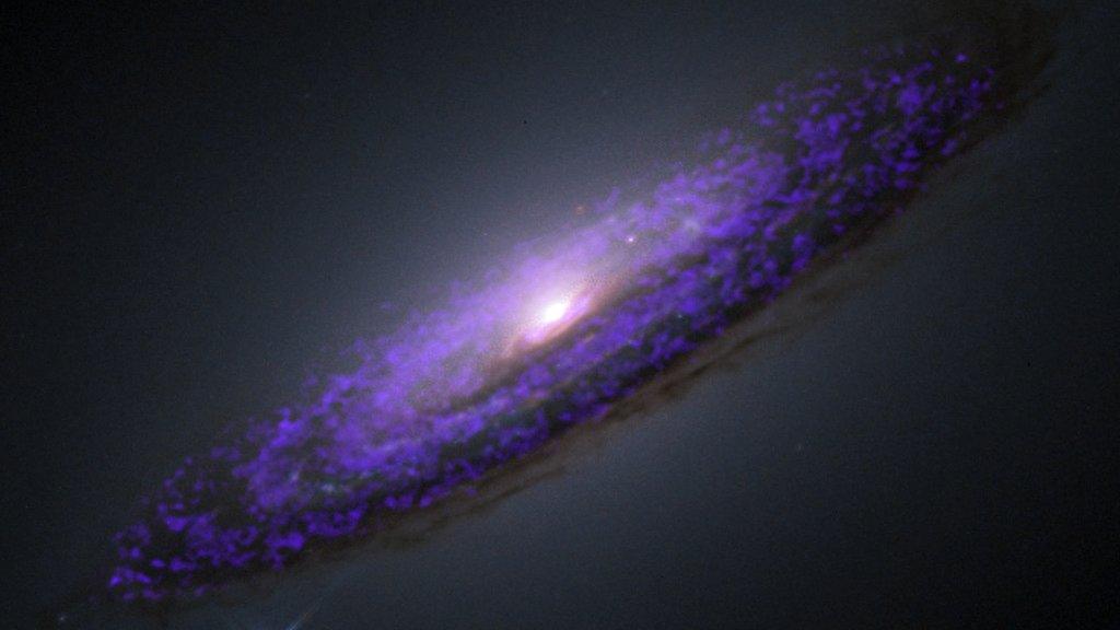 Hubble image of NGC4526