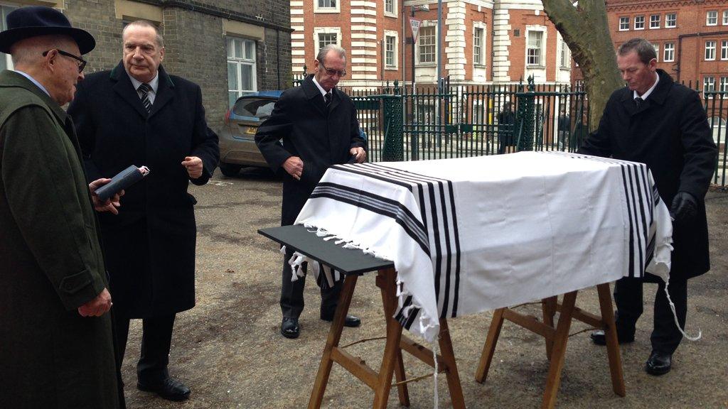 Jewish remains collected from Norwich Castle Museum