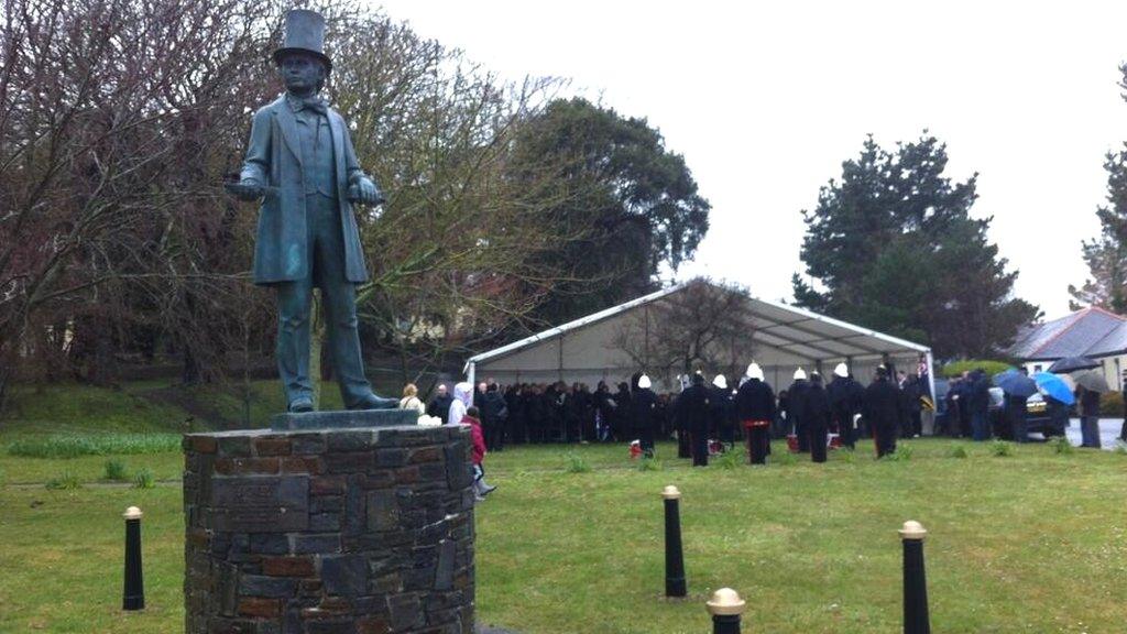 Statue of Isambard Kingdom Brunel