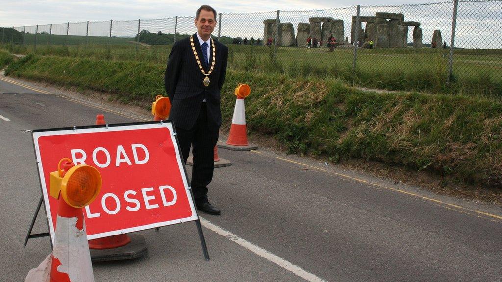 The Mayor of Amesbury, Ian Mitchell, on the A344