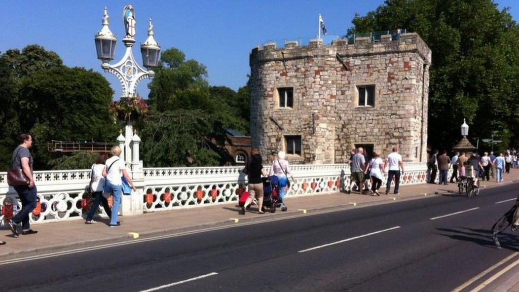 Lendal Bridge without vehicles