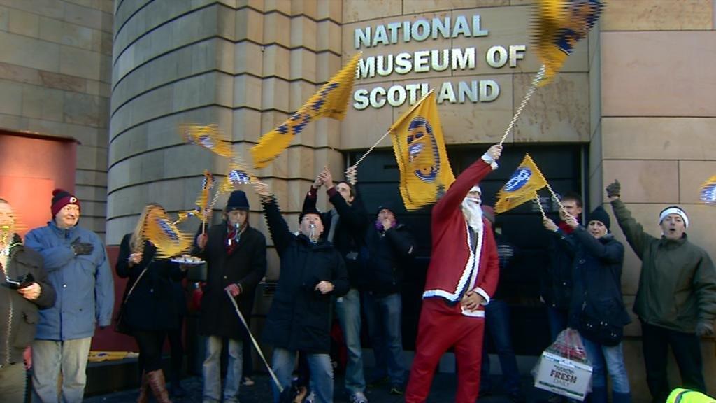 Members of the Public and Commercial Services Union formed a picket line outside the museum