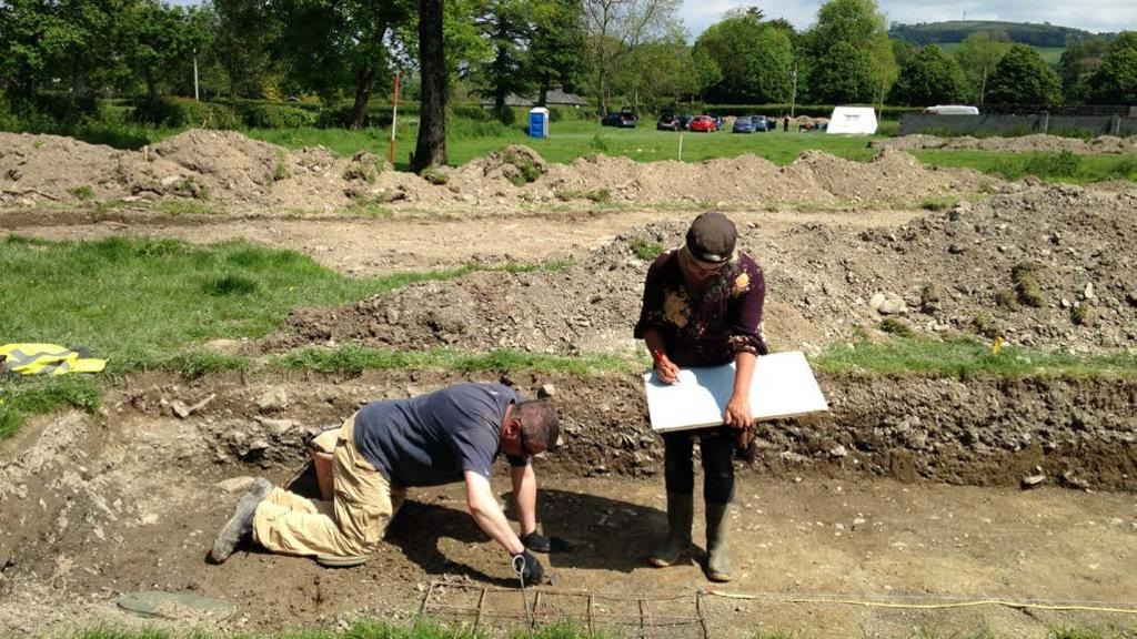 People working on the Llanllyr nunnery excavation