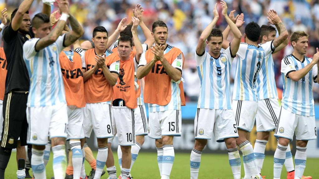 Argentine players celebrate at full time