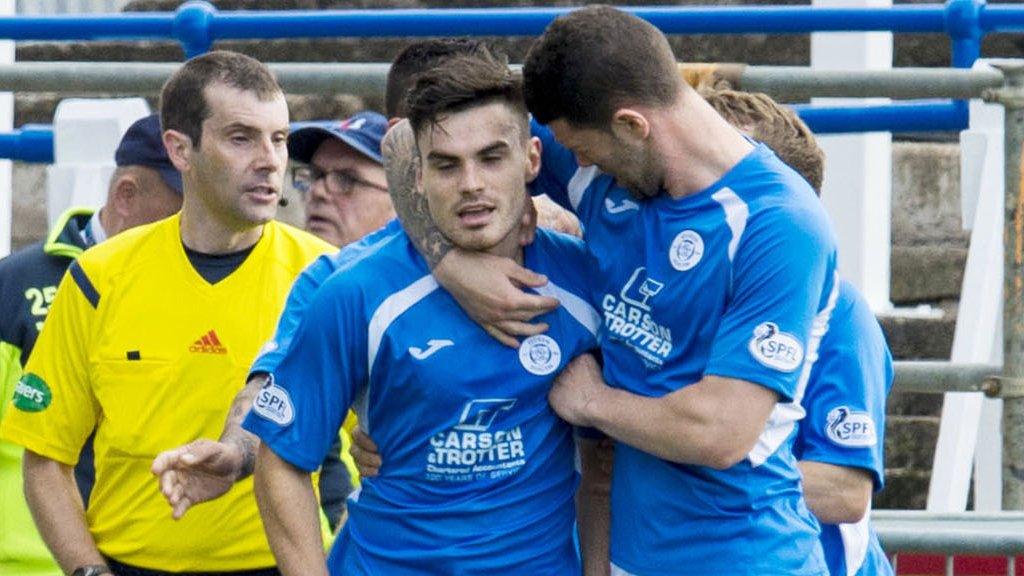 Queen of the South players celebrating