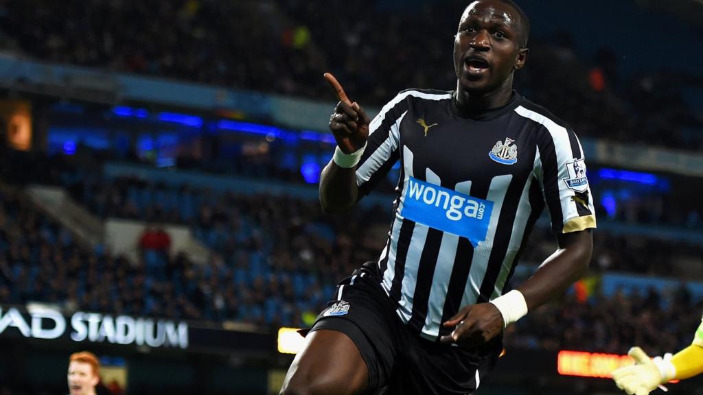 Moussa Sissoko celebrates