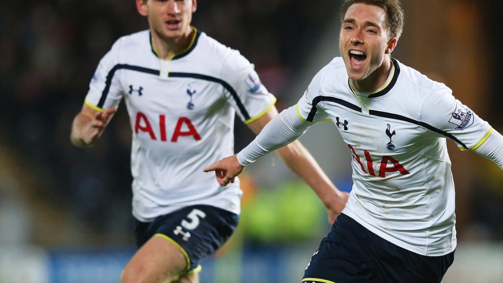 Christian Eriksen celebrates