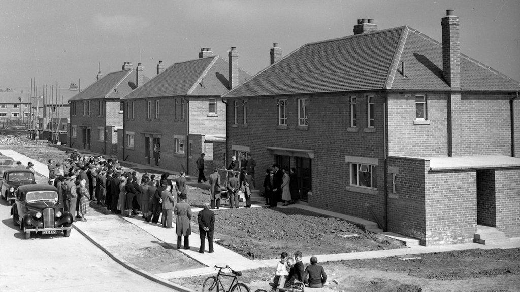 Houses in Newbottle in 1953