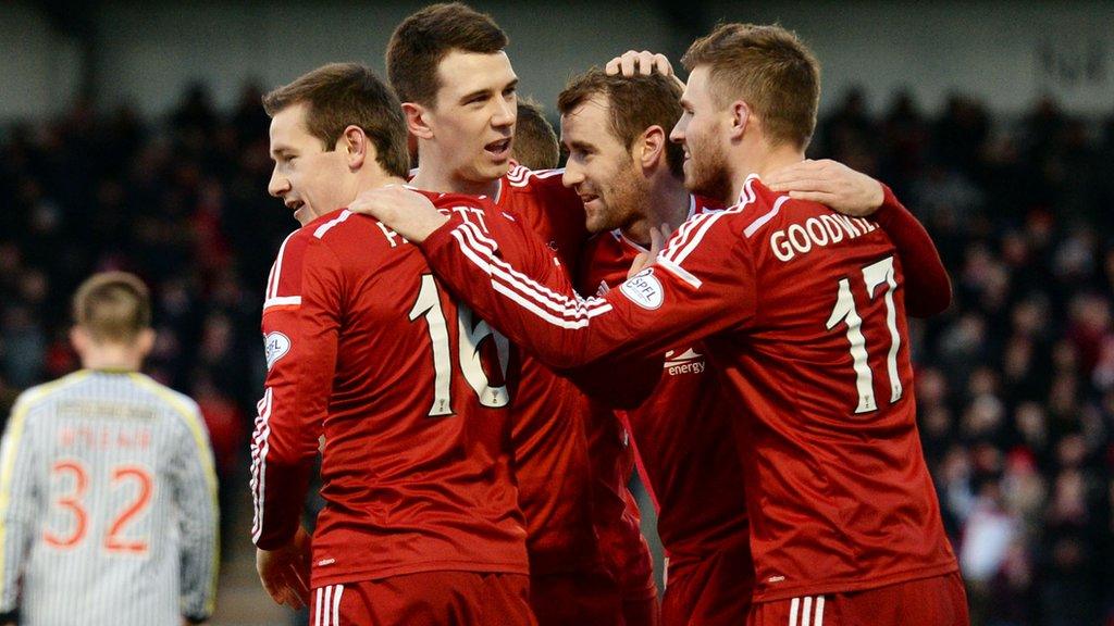 Aberdeen extended their winning run in the league to eight games with victory at St Mirren