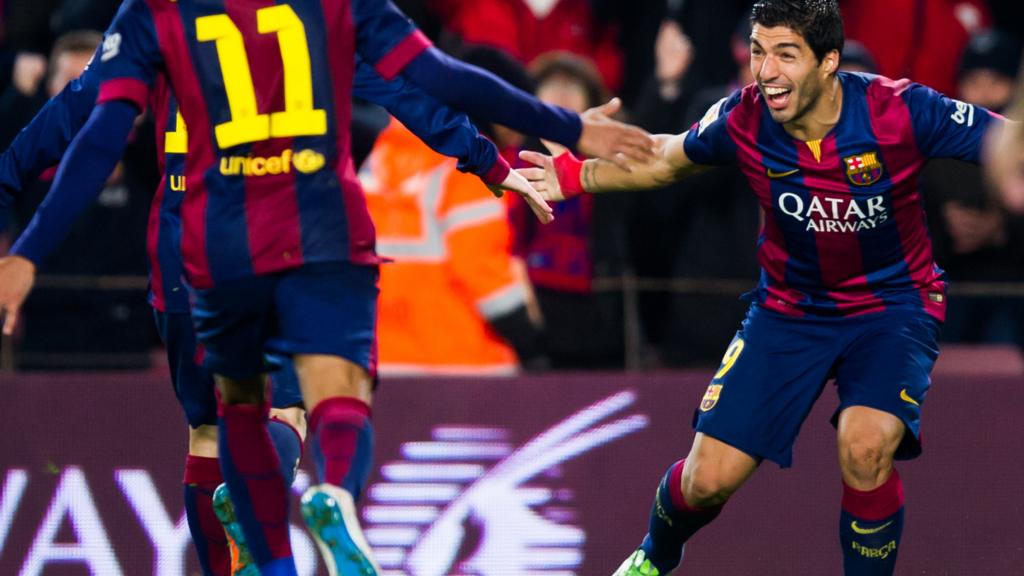 Luis Suarez celebrates