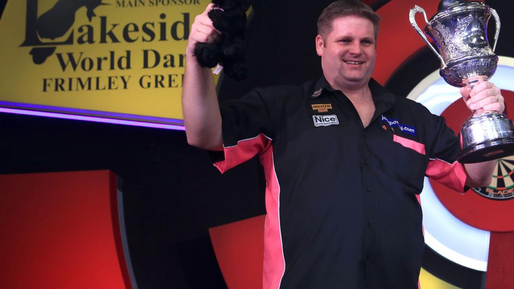 Scott Mitchell celebrates winning the BDO World Darts Championship