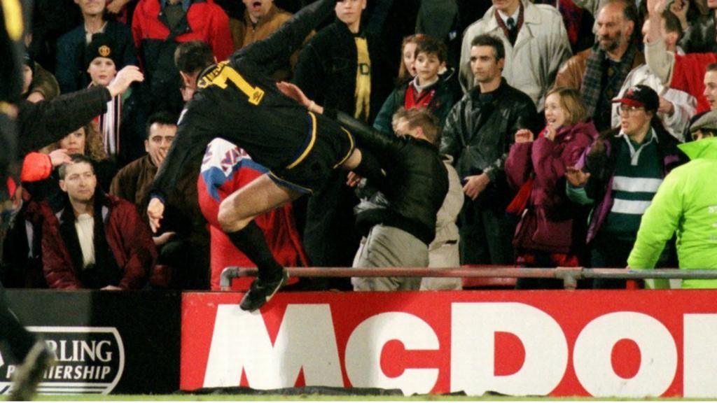 Eric Cantona kicks the Crystal Palace fan