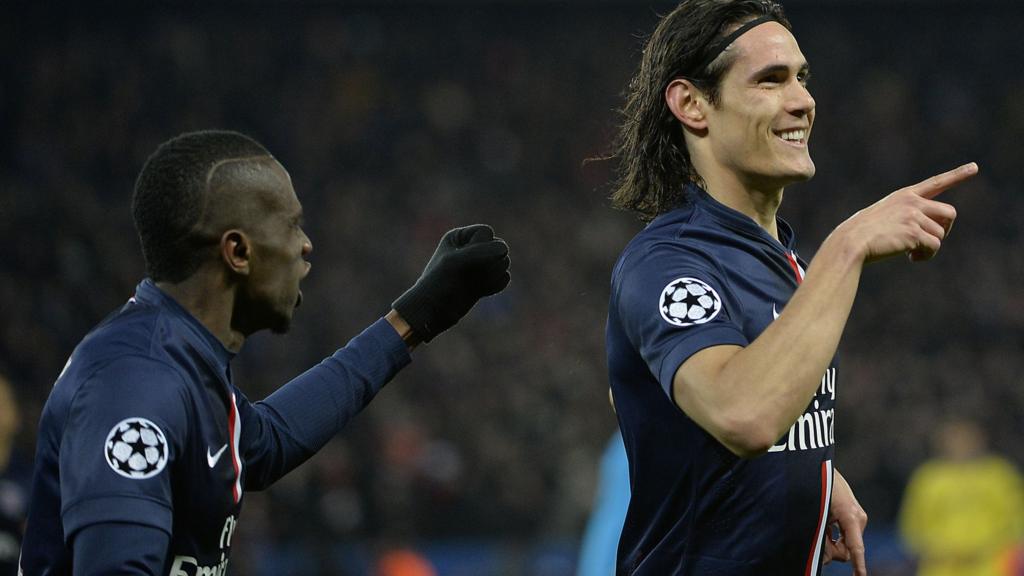 Edinson Cavani celebrates