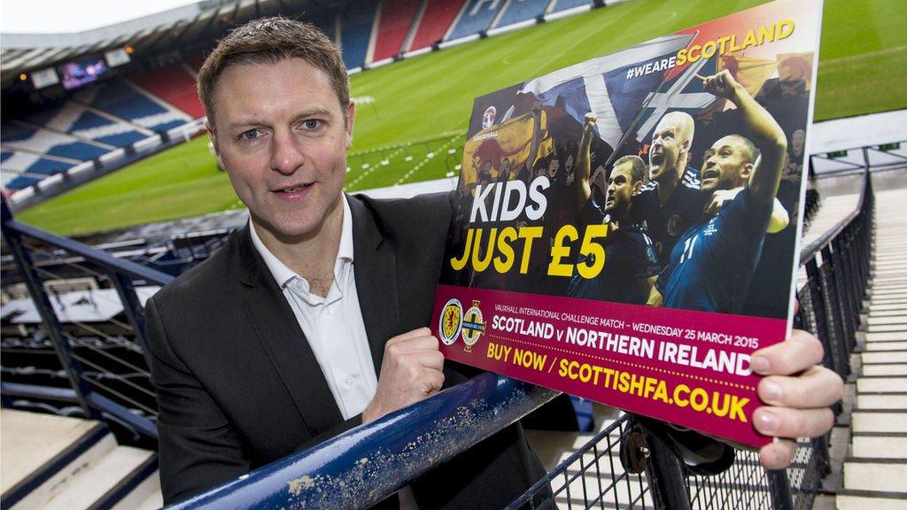 Stephen Craigan helps to promote the Scotland-Northern Ireland friendly