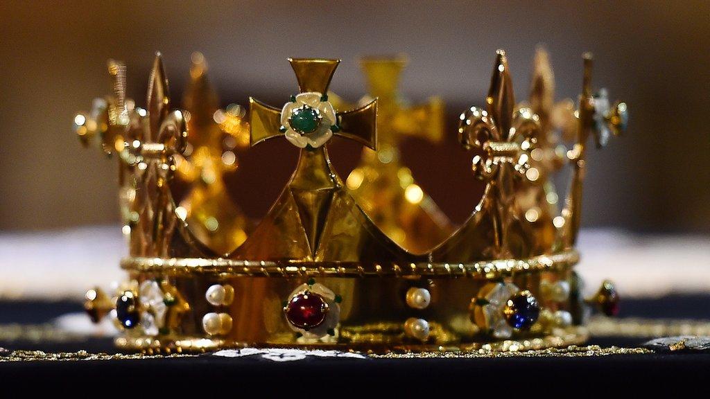Crown from Richard III ceremony