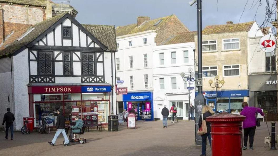 A wide view of historic buildings in Trowbridge town centre