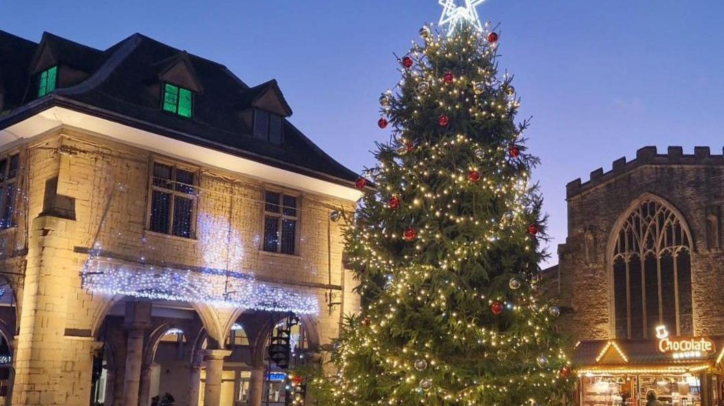 Decked-up Christmas tree in Peterborough's Cathedral Square