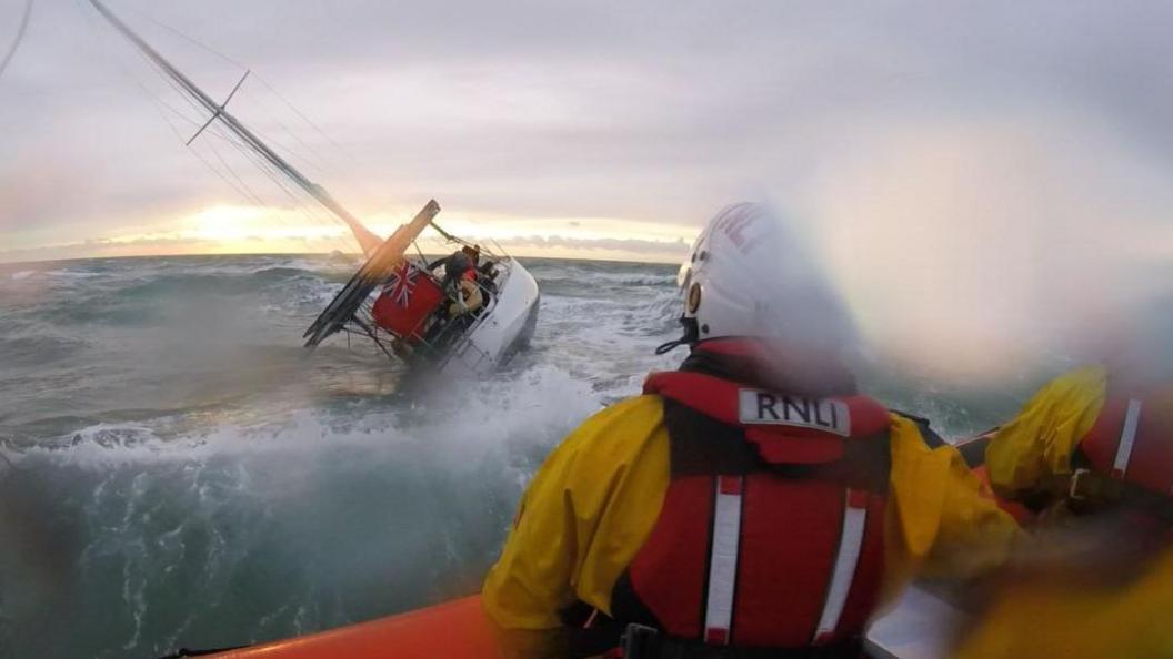 RNLI Warner Lifeboat rescue