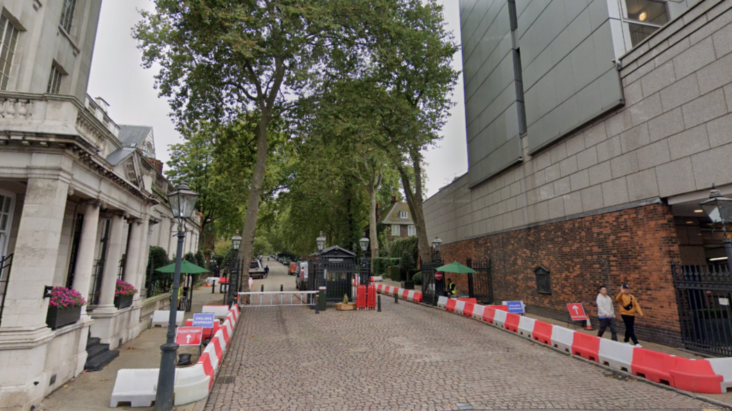 A google street view image of the private road leading to the Israeli embassy in Kensington, West London