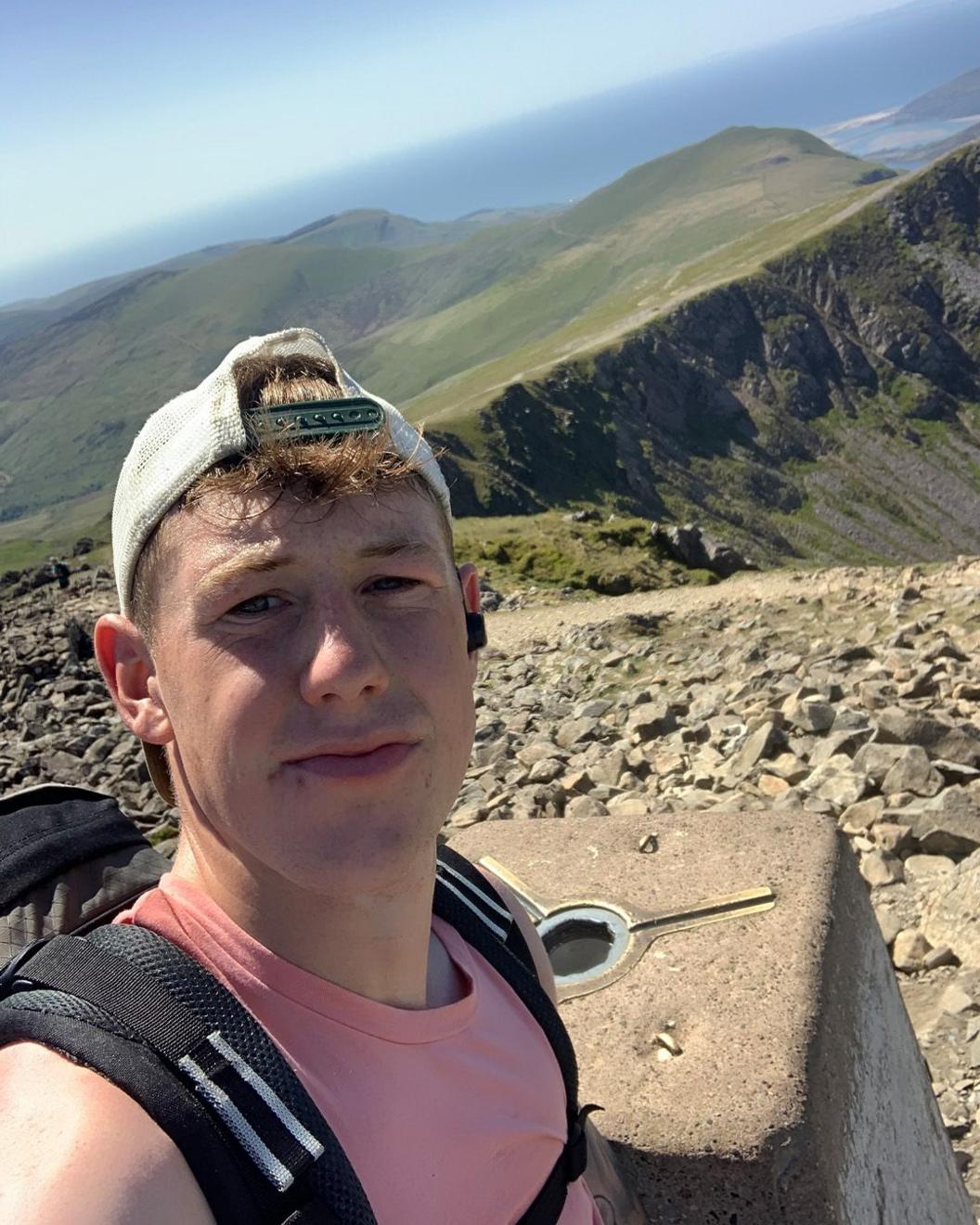 Gwion ar gopa Cader Idris