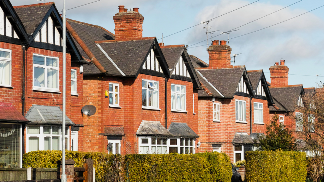 Picture of houses on a street 