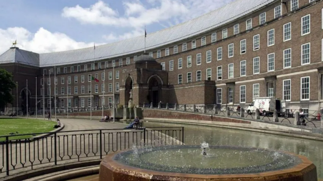 Entrance to City Hall