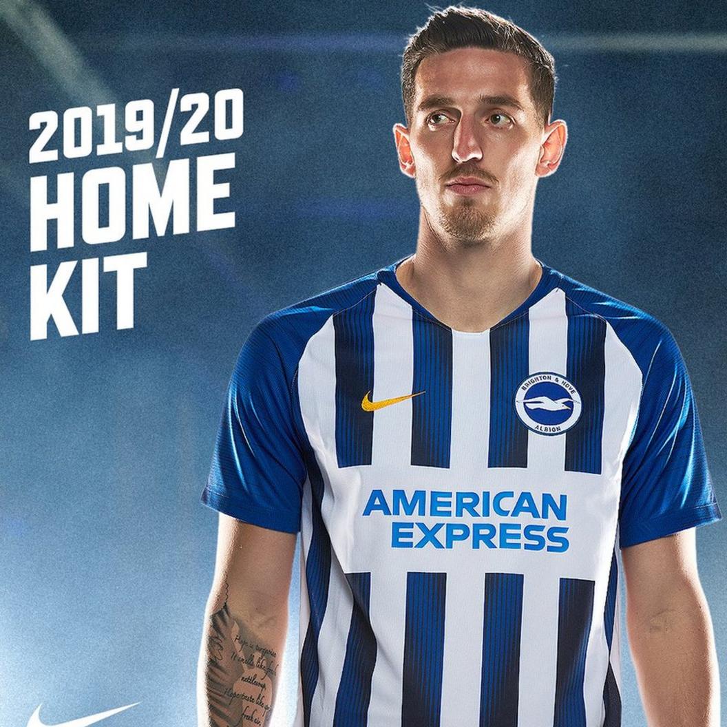 Lewis-Dunk-in-Brighton-and-Hove-albion-kit.