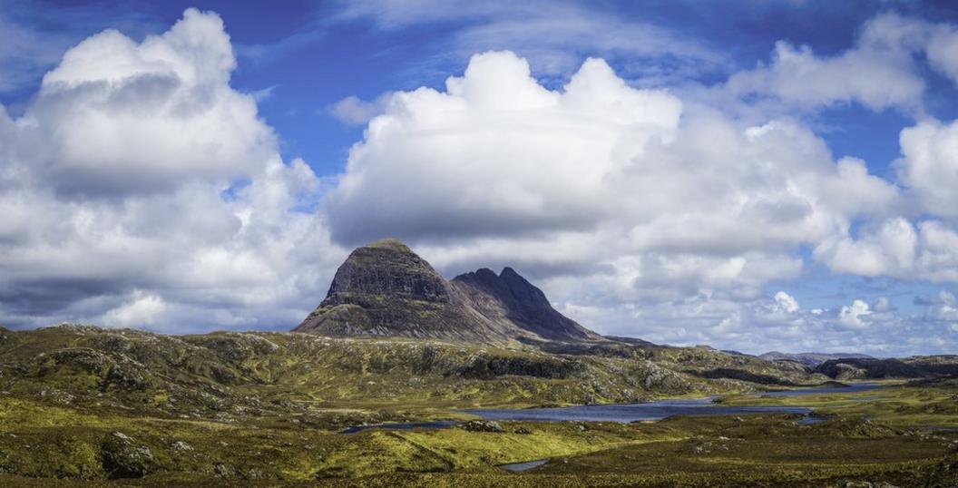 Pyramid peaks of Suilven