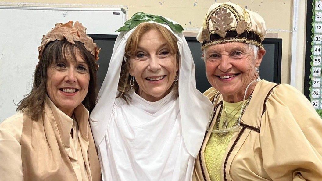 Marlyn Samuel, Mererid Hopwood a Beryl Vaughan