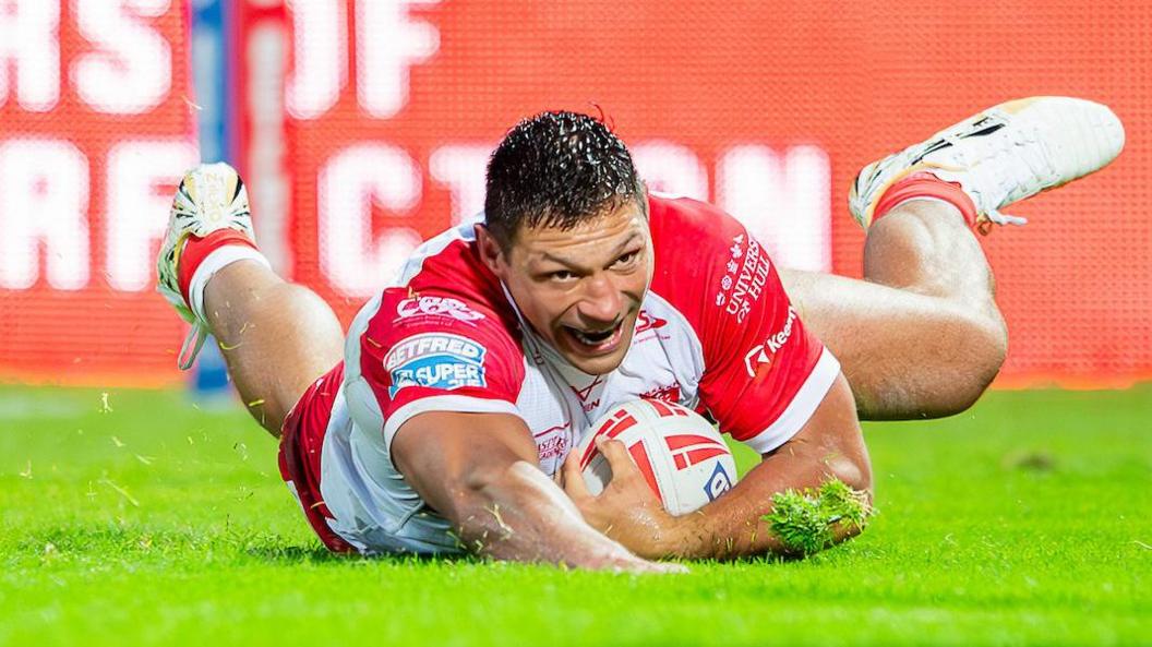 Hull KR winger Ryan Hall