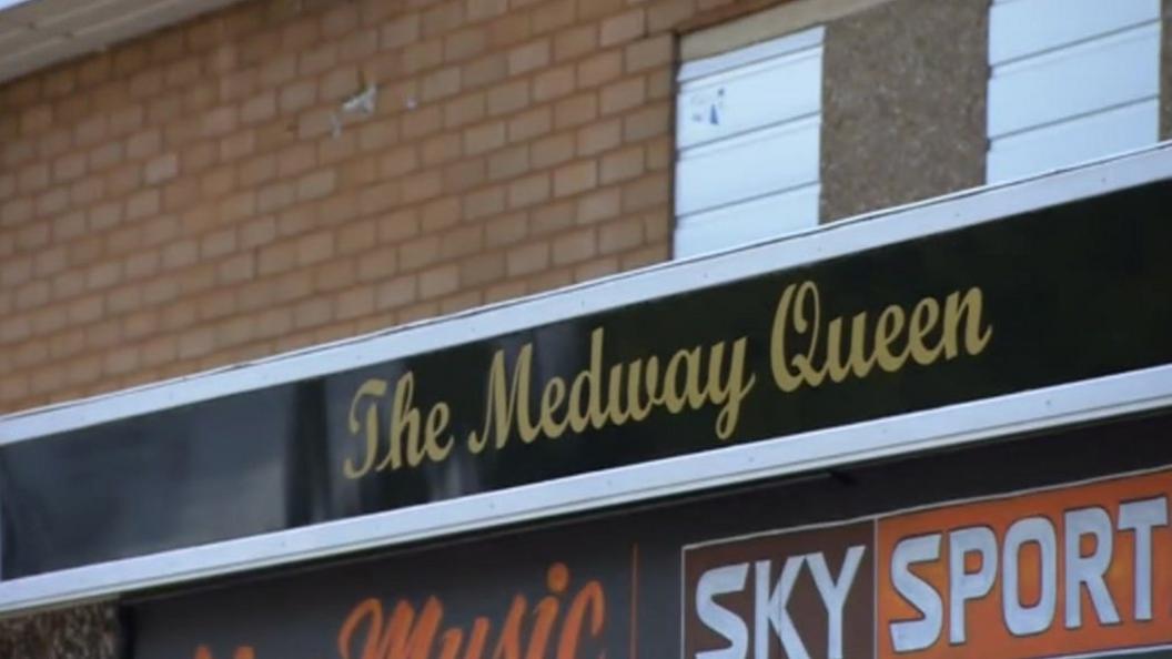 Medway Queen pub in Chatham