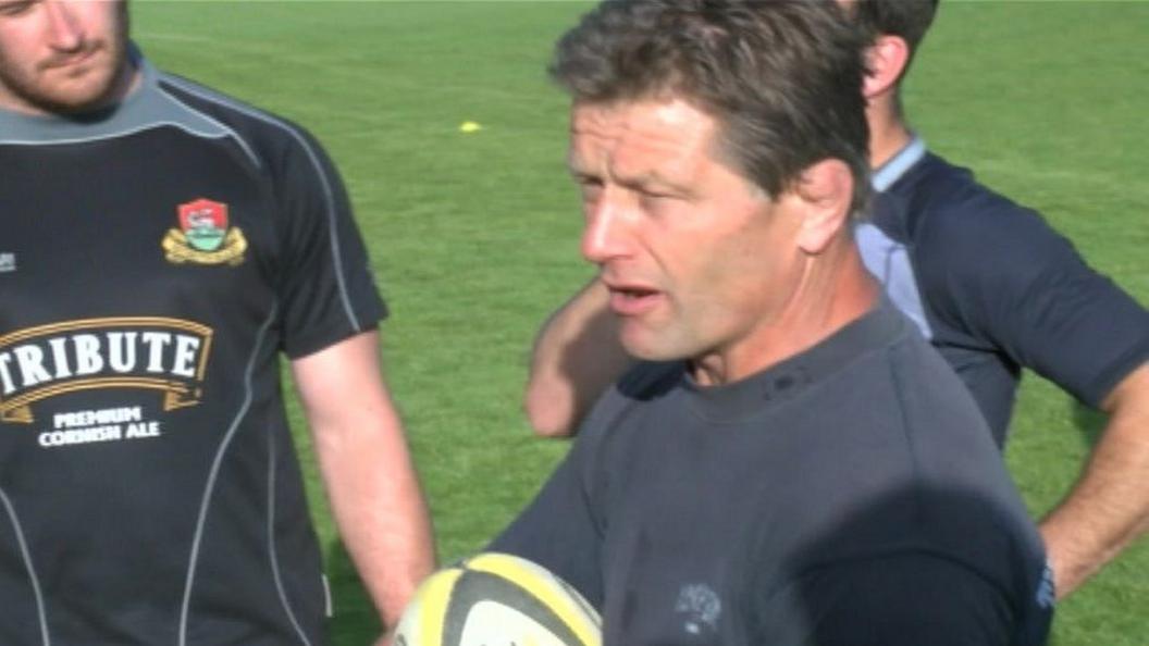 Graham Dawe coaching Cornwall