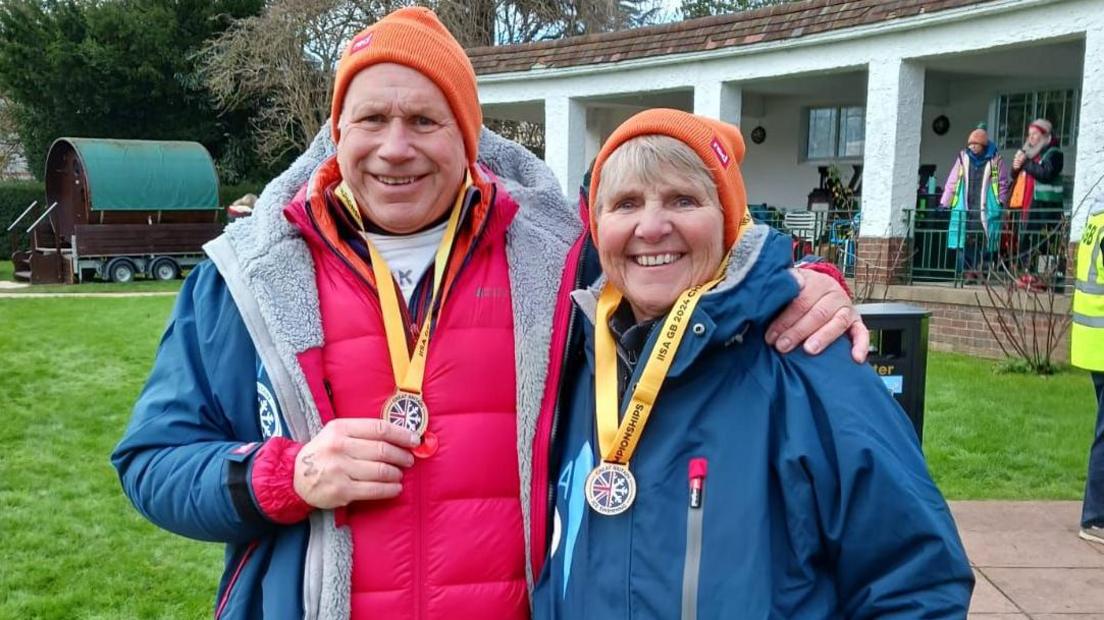 Jonathan Coe and Sallie Cheung at Sandford Parks Lido Cheltenham