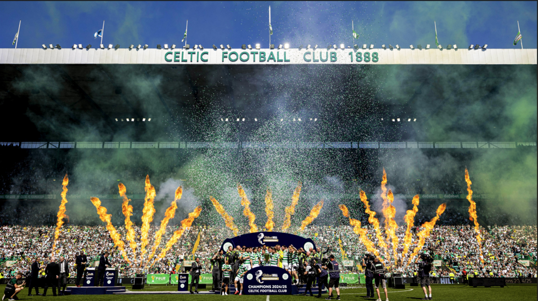 Celtic trophy lift