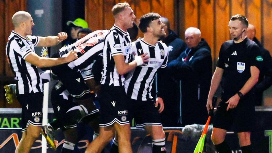 St Mirren players celebrate